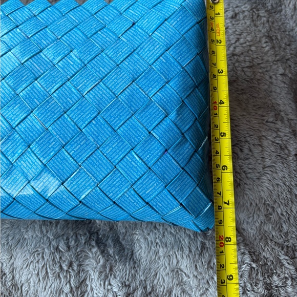 Blue Handmade Woven Shoulder Bag made from Woven Candy Wrappers NWOT - Picture 5 of 10
